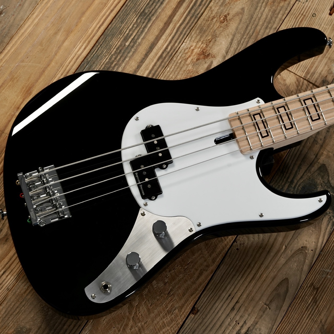 Minamo GuitarsW9 TYPE P/Black