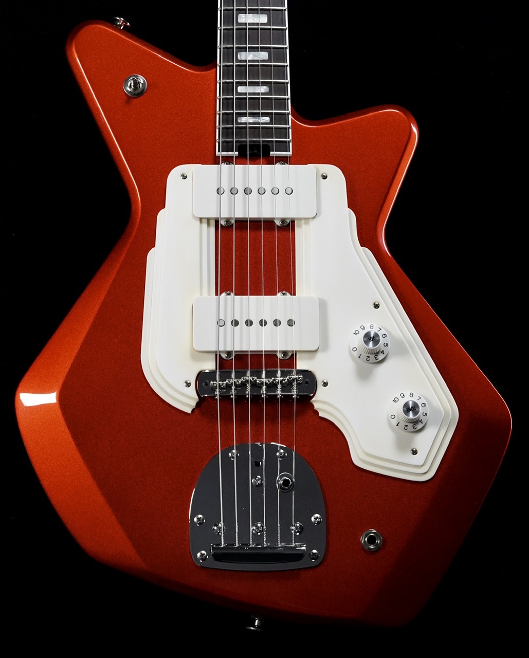 Style-S-GuitarHivoir-03