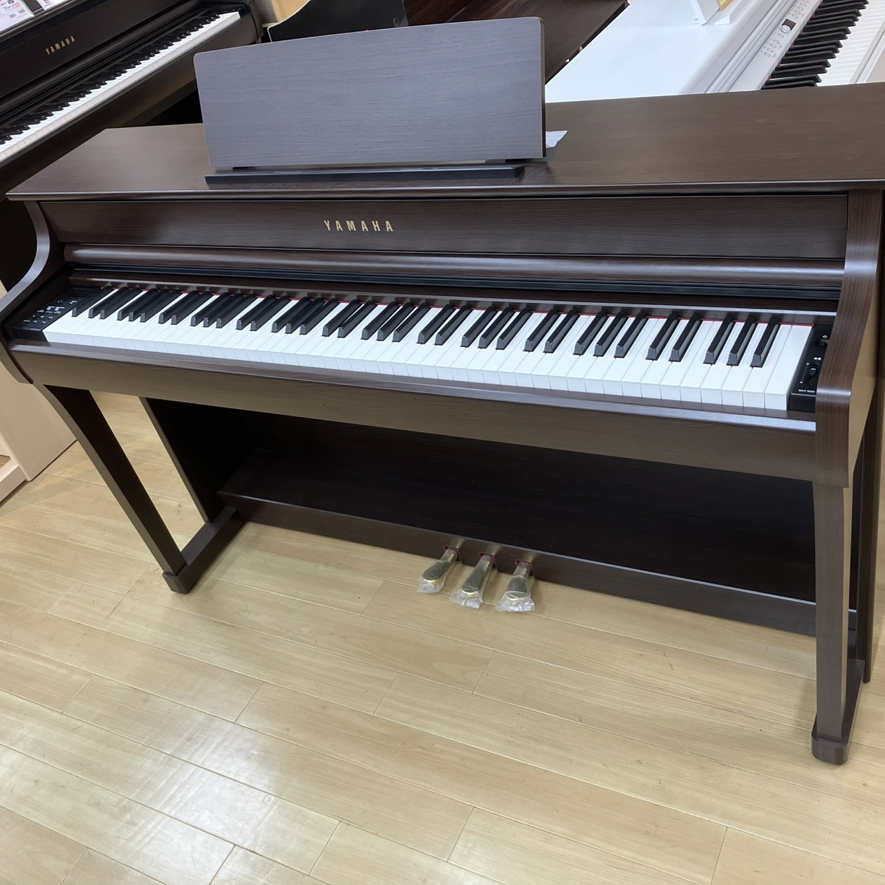 【YAMAHA】SCLP-8350:DA
通常¥198,000（税込）
→￥178,200（税込）