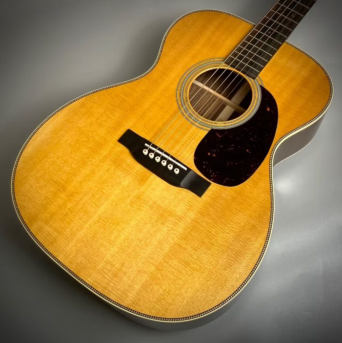 【Martin】000-28
通常¥594,000（税込）
→￥480,000（税込）
