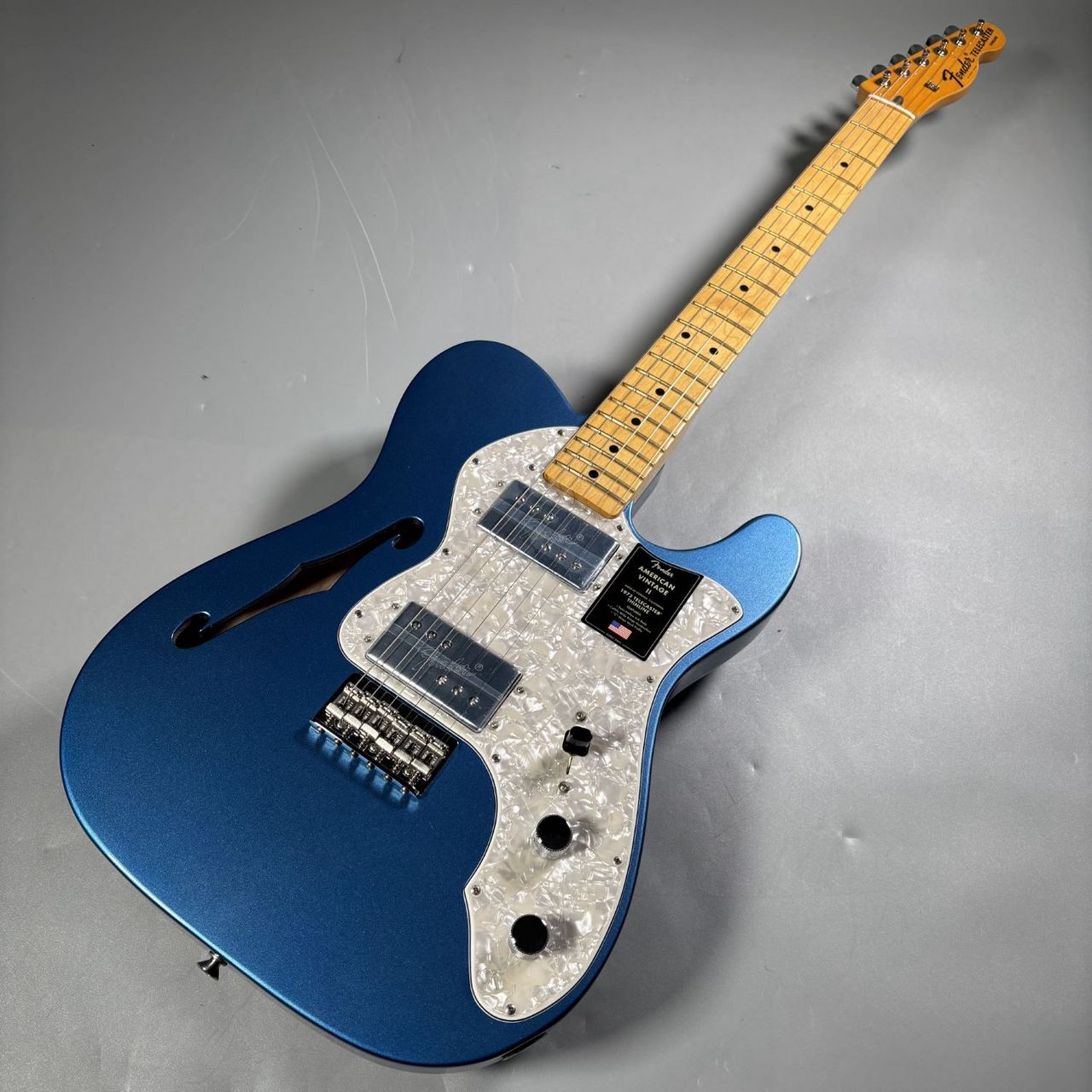 FenderAmerican Vintage II 1972 Telecaster Lake Placid Blue