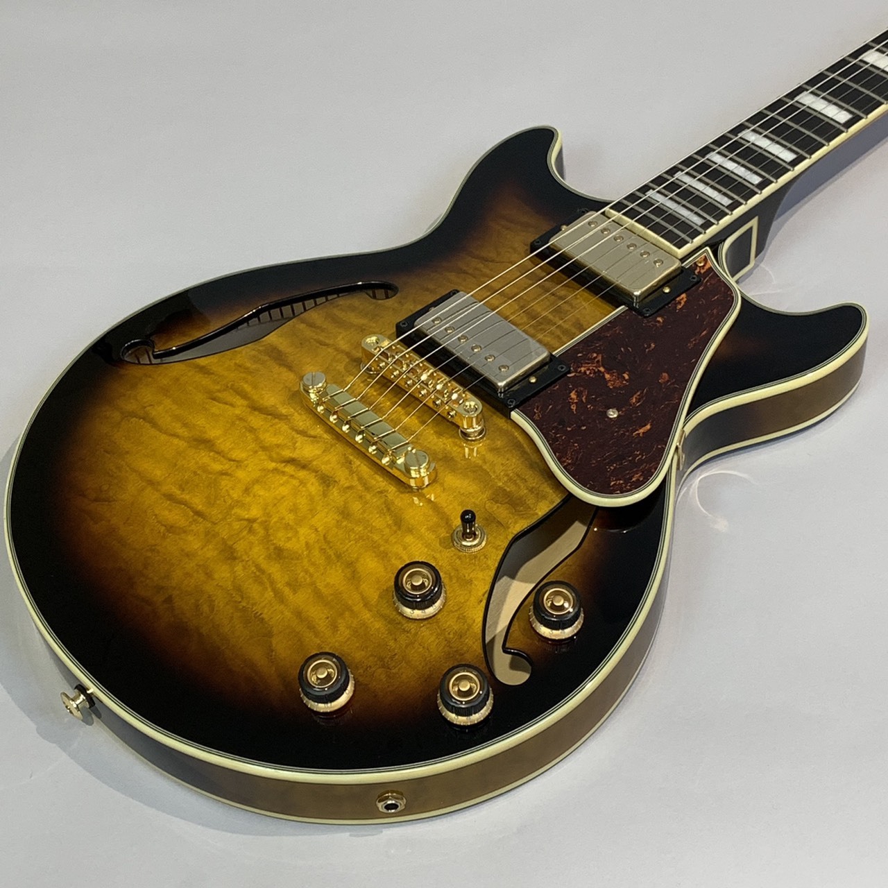 Ibanez/AM93QM-AYS