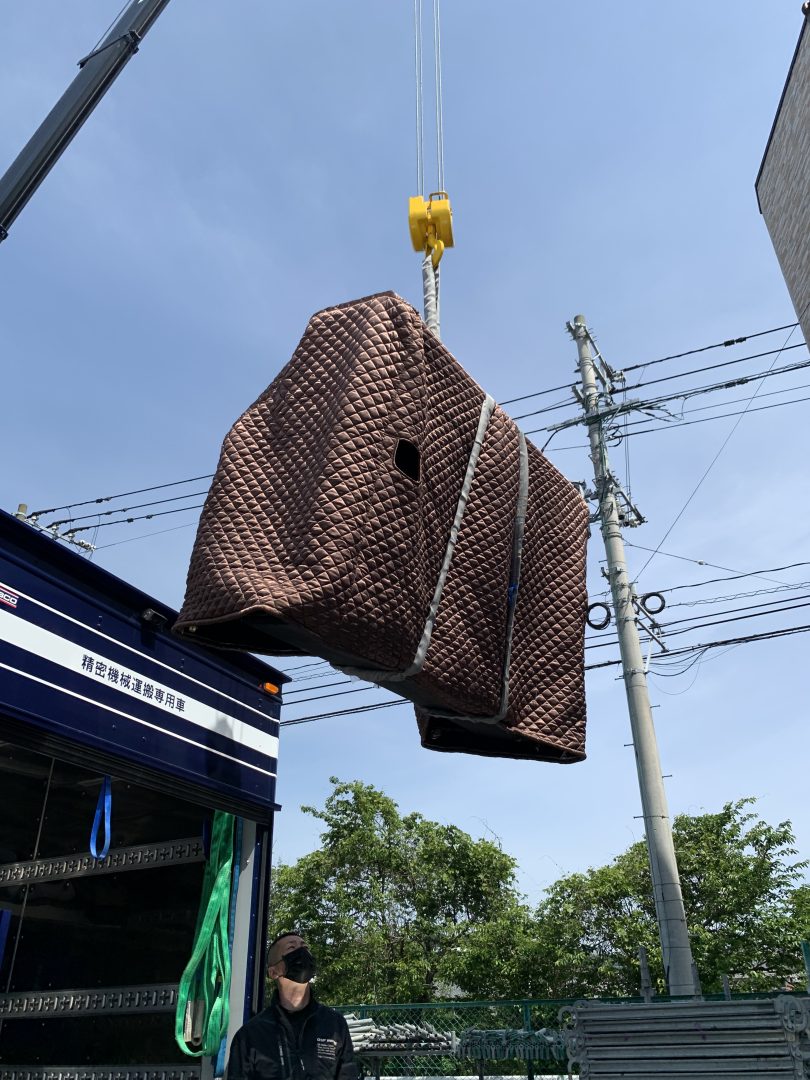 上へ上へと浮かびます