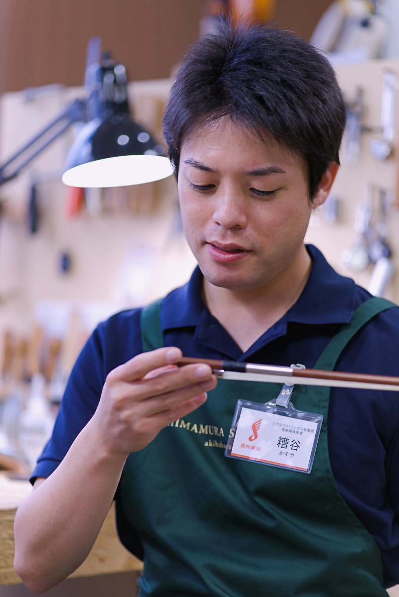 弦楽器リペアマン ／ ヴァイオリン・弓製作者糟谷 宏（カスヤ ヒロシ）