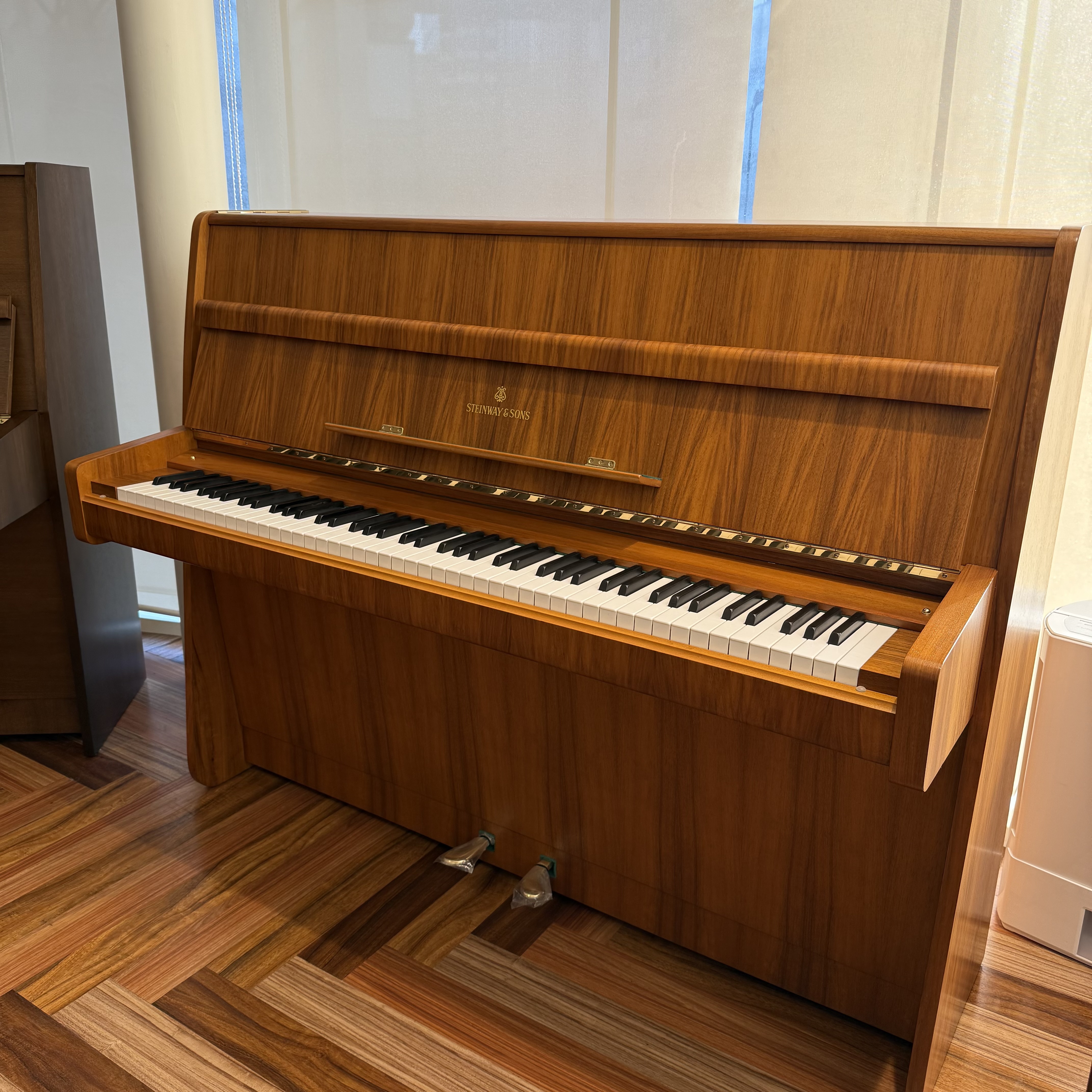 ピアノフェスタ展示アップライトピアノ】先行展示しております