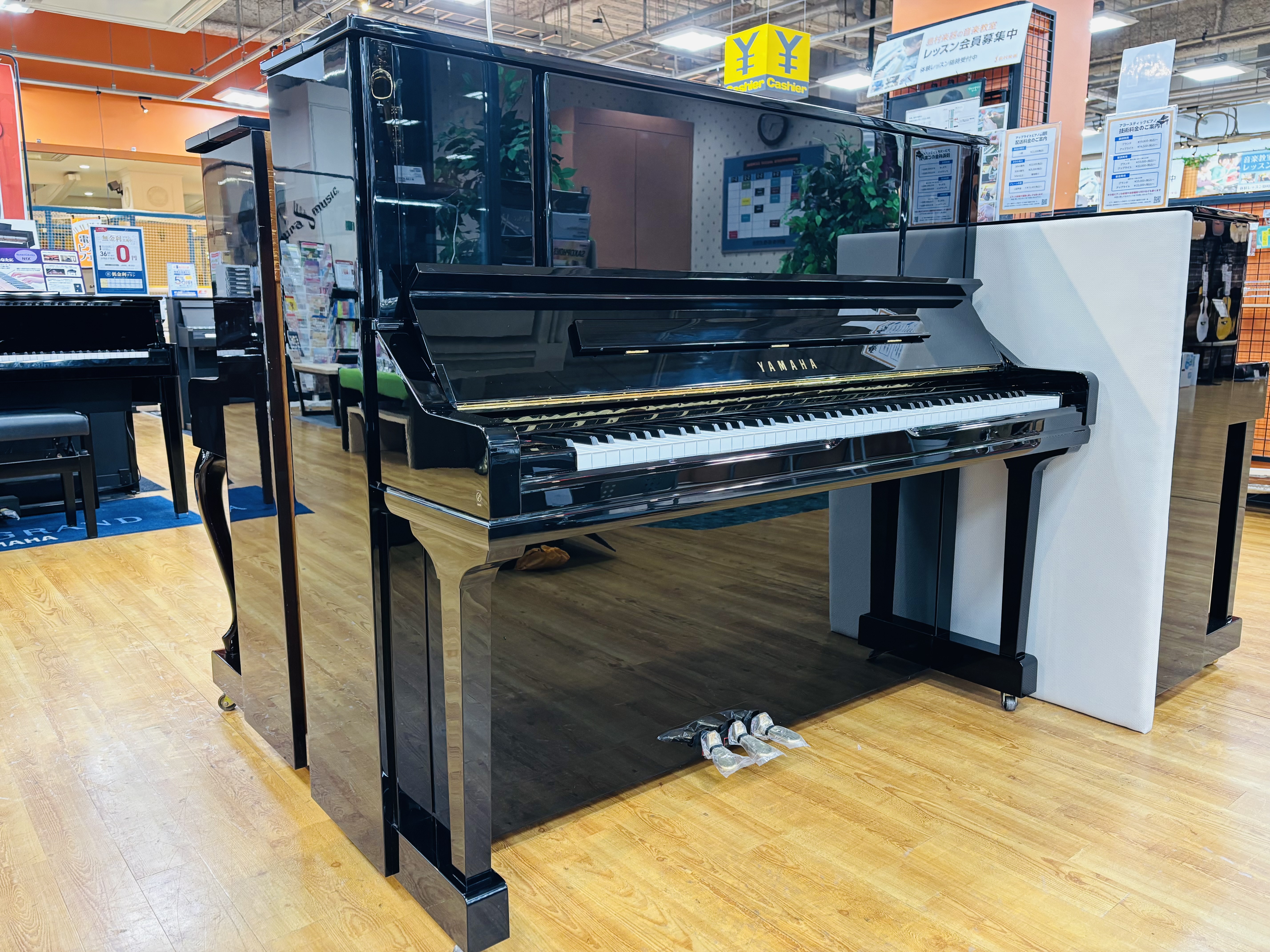 中古アップライトピアノYAMAHA/ヤマハ YU30（2002年製）