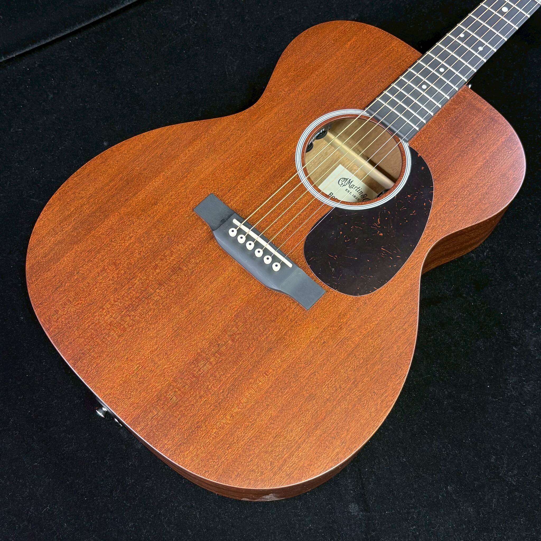 Martin000-10E
