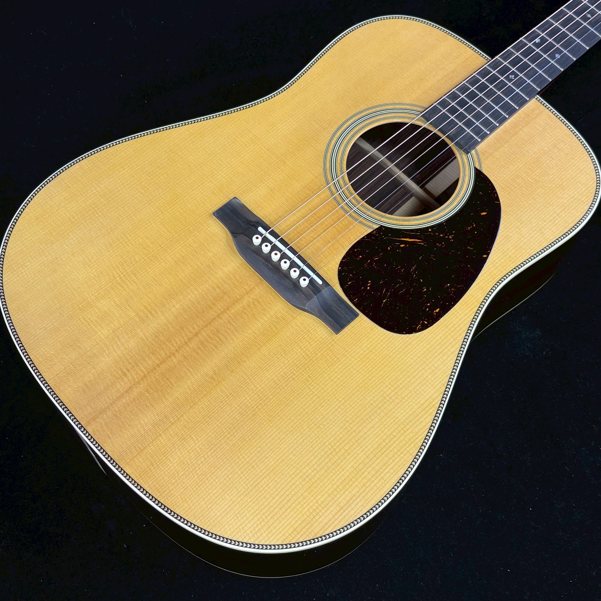 MartinHD-28 Standard
