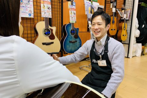 佐世保店のギターセンパイ岡山（おかやま）