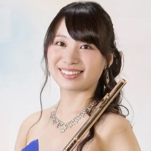 開講コース：フルート
開講曜日：月
安武 美貴（やすたけ みき）