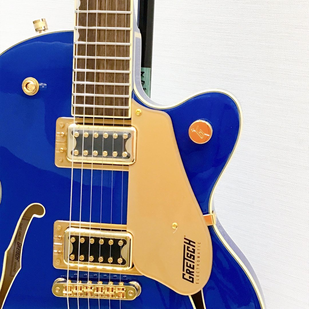 米国の楽器メーカー、グレッチからセミアコエレキギターElectromatic Center Block Jr.のBigsby搭載モデル。