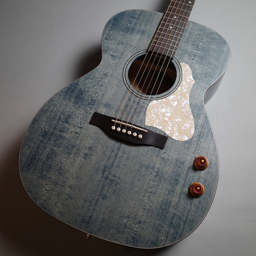 エレアコギターArt & Lutherie：Legacy Denim Blue Q-Discrete