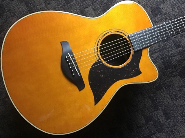 エレアコギターYAMAHA：AC5R ARE