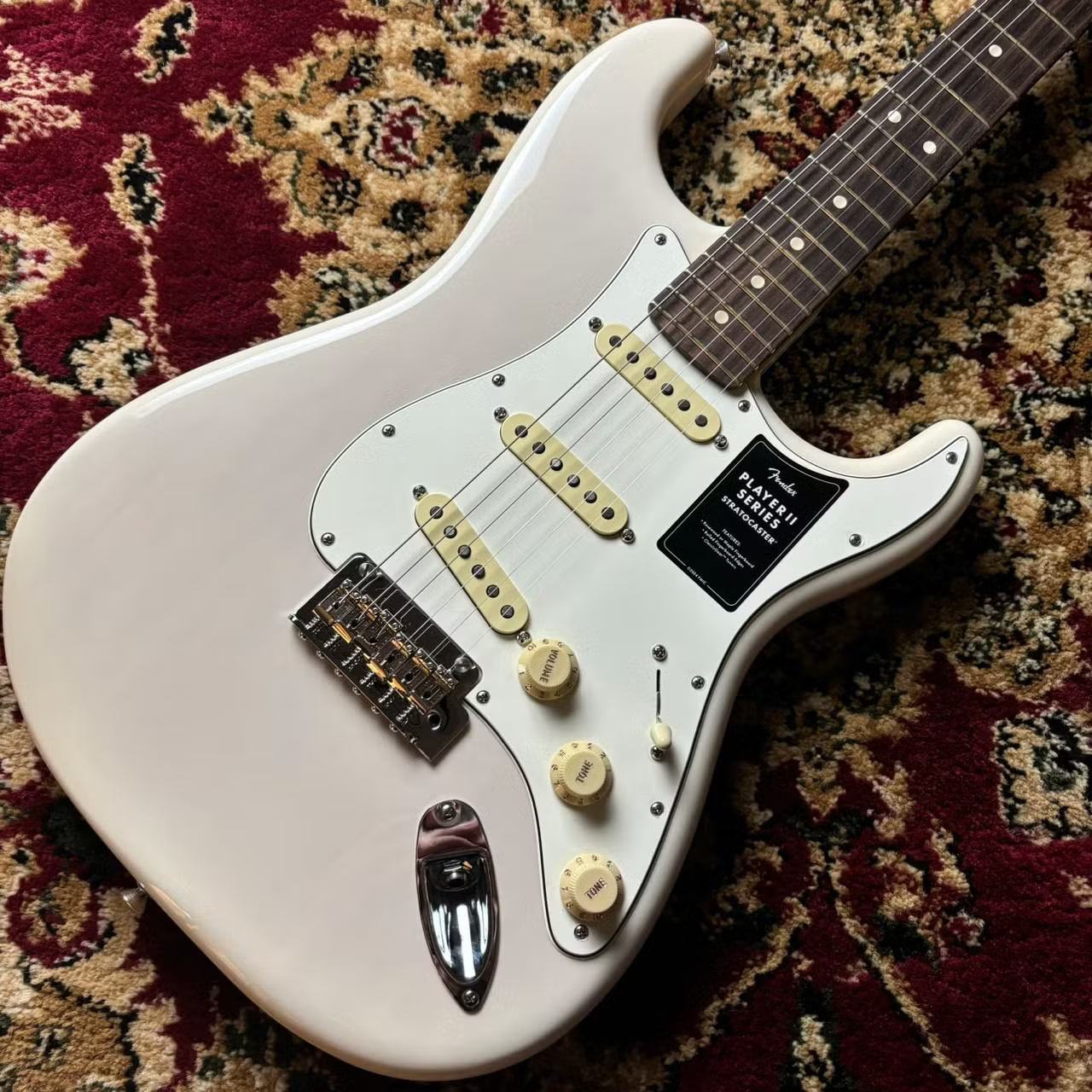 FenderPlayer II Stratocaster Rosewood Fingerboard White Blonde