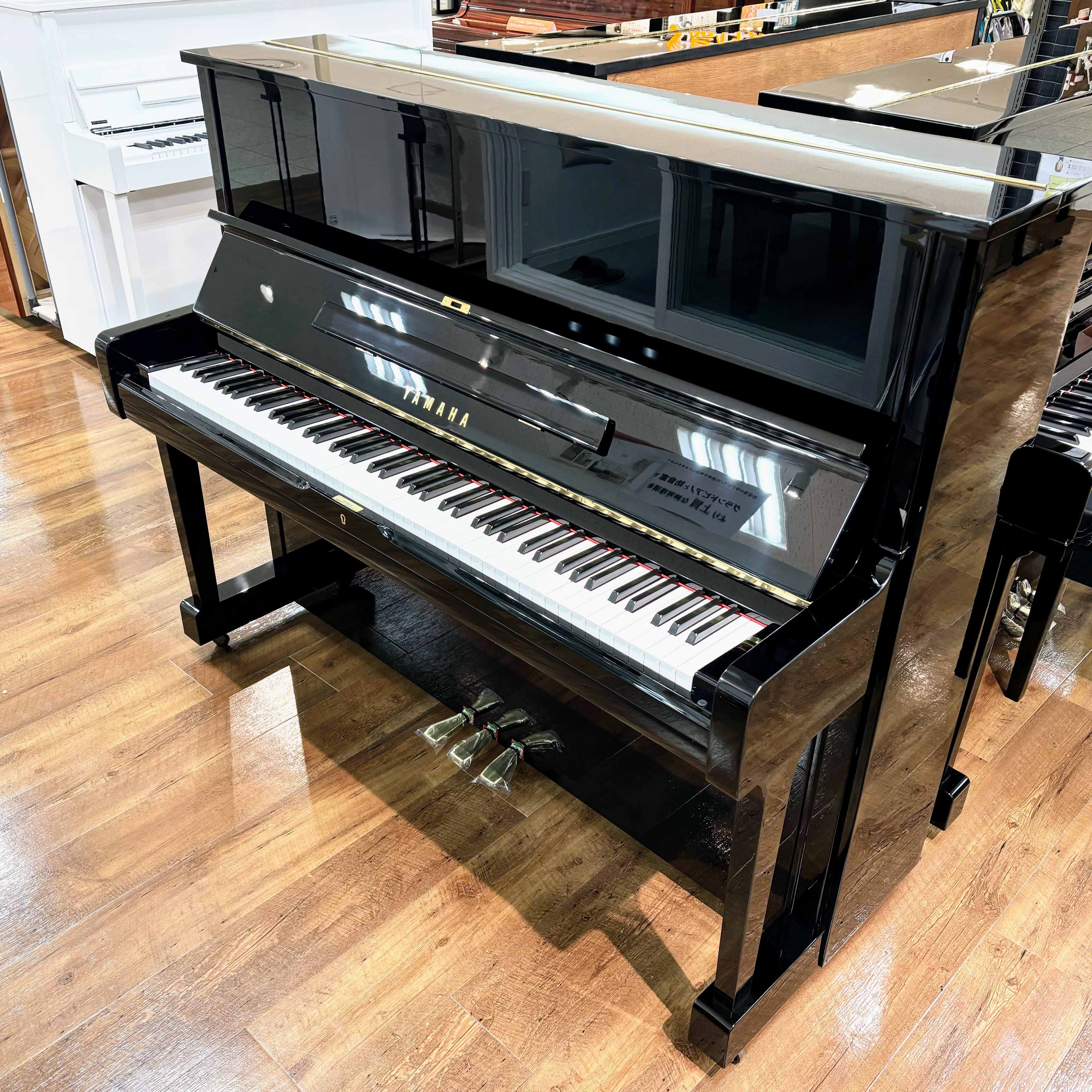 中古アップライトピアノ【ご成約済み】ヤマハ U1A