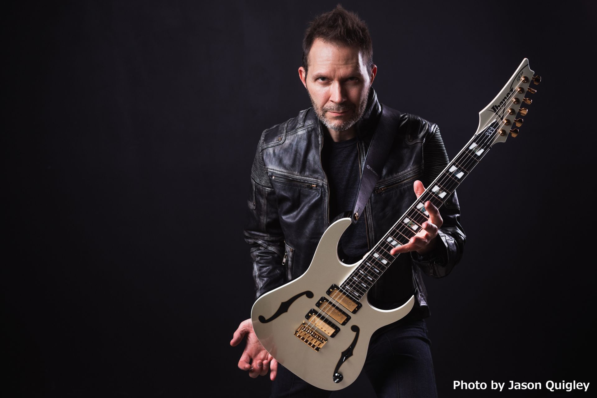 *Paul Gilbert’s 30th Anniversary !! 皆さんこんにちは！ ポール・ギルバートファン歴25年の八千代緑が丘店副店長[!!いそざき!!]です！ いつかポール・ギルバートになれると信じてスコアや教則本を買い漁っていた20代！ そんな私の心を揺さぶるギターの発売が決定しまし […]