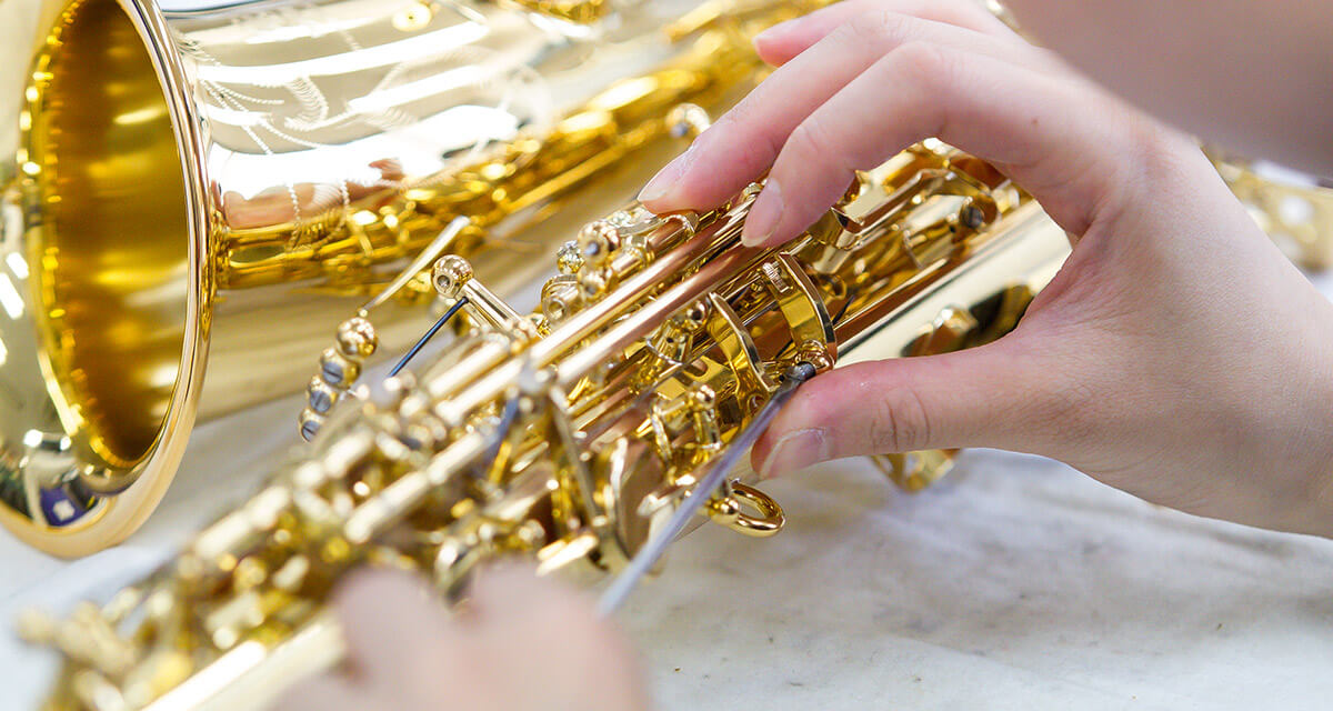 CONTENTS📍 店舗案内🎷 在庫楽器一覧🛠 楽器リペア、メンテナンスもおまかせ！🧑‍🏫管楽器経験スタッフがサポート💬 よくあるご質問（FAQ）📍 店舗案内 千葉県八千代市にあるショッピングモール「イオンモール八千代緑が丘」内4Fにある、島村楽器 八千代緑が丘店では、【木管・金管楽器】を各種取り揃 […]