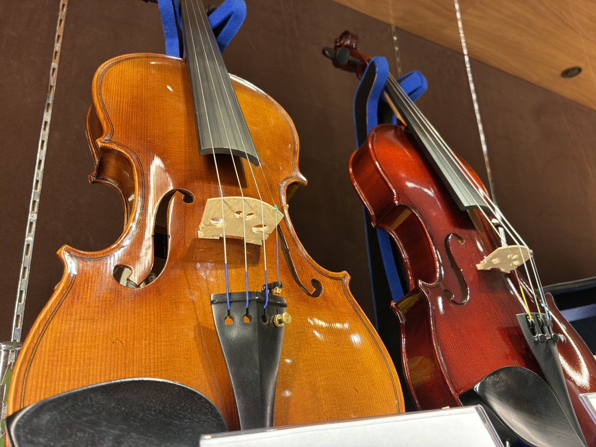 島村楽器イオンモール八千代緑が丘店では、 ・はじめてバイオリンに触れる方・部活動やサークルで続けたい学生さん・大人になって「もう一度挑戦したい」方 など、それぞれの目的やご予算に合わせてお選びいただけるよう、はじめての1本から本格モデルまで専任スタッフがしっかりサポートいたします！ CONTENTS [&hellip;]