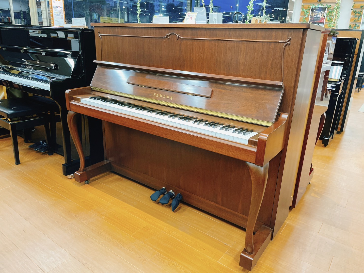 YAMAHA アップライトピアノ 茶系色