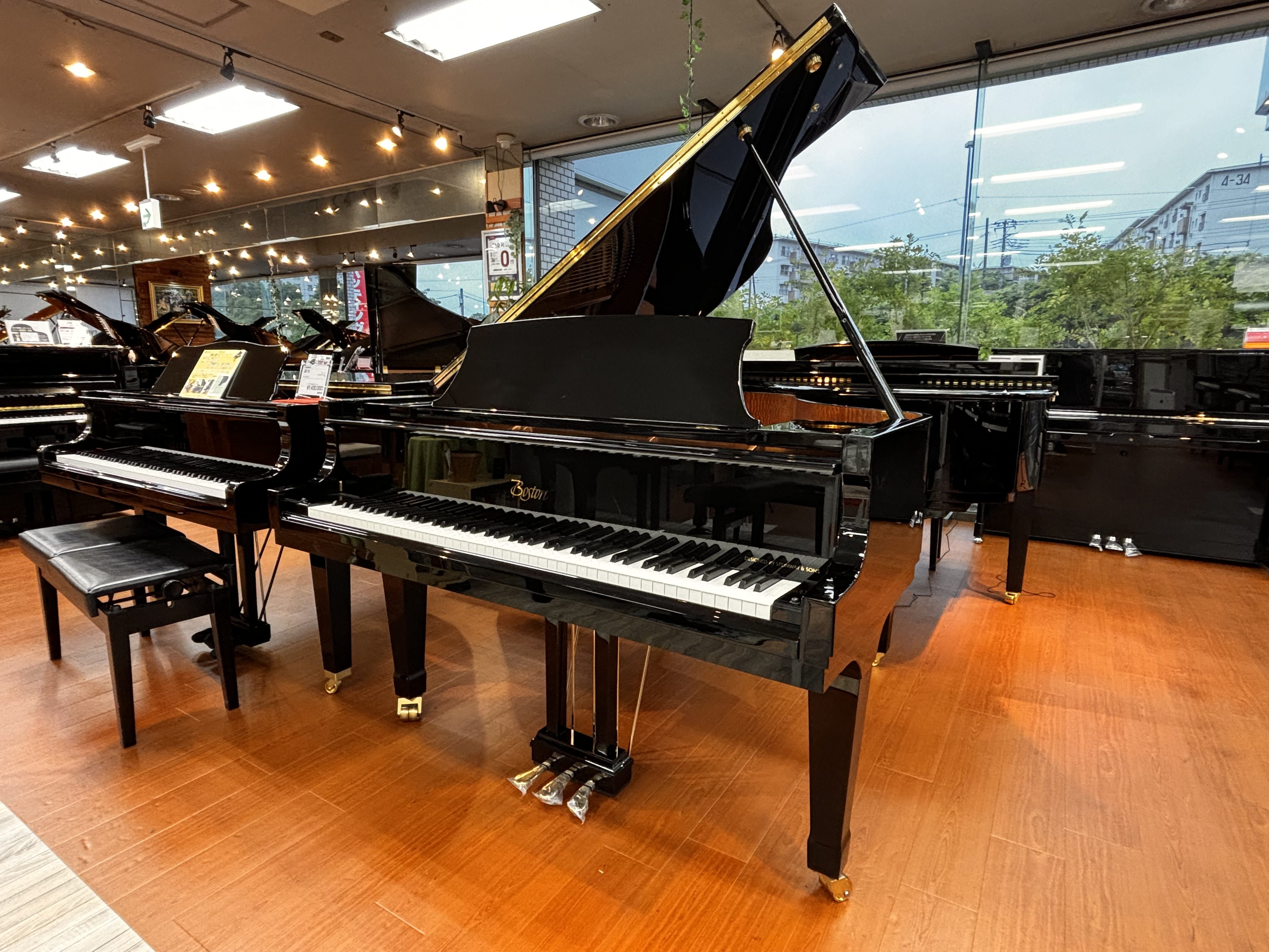ボストン中古グランドピアノGP156PE2