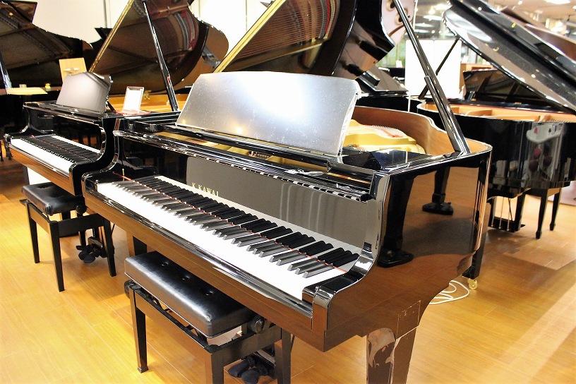 KAWAI グランドピアノGL-10