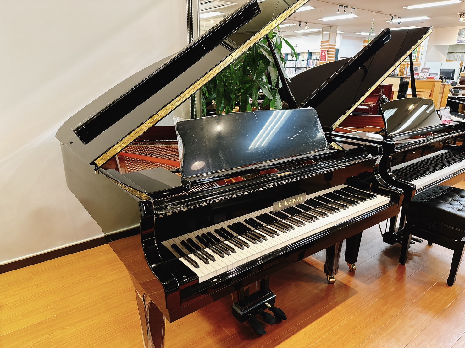 カワイ新品グランドピアノGX-1