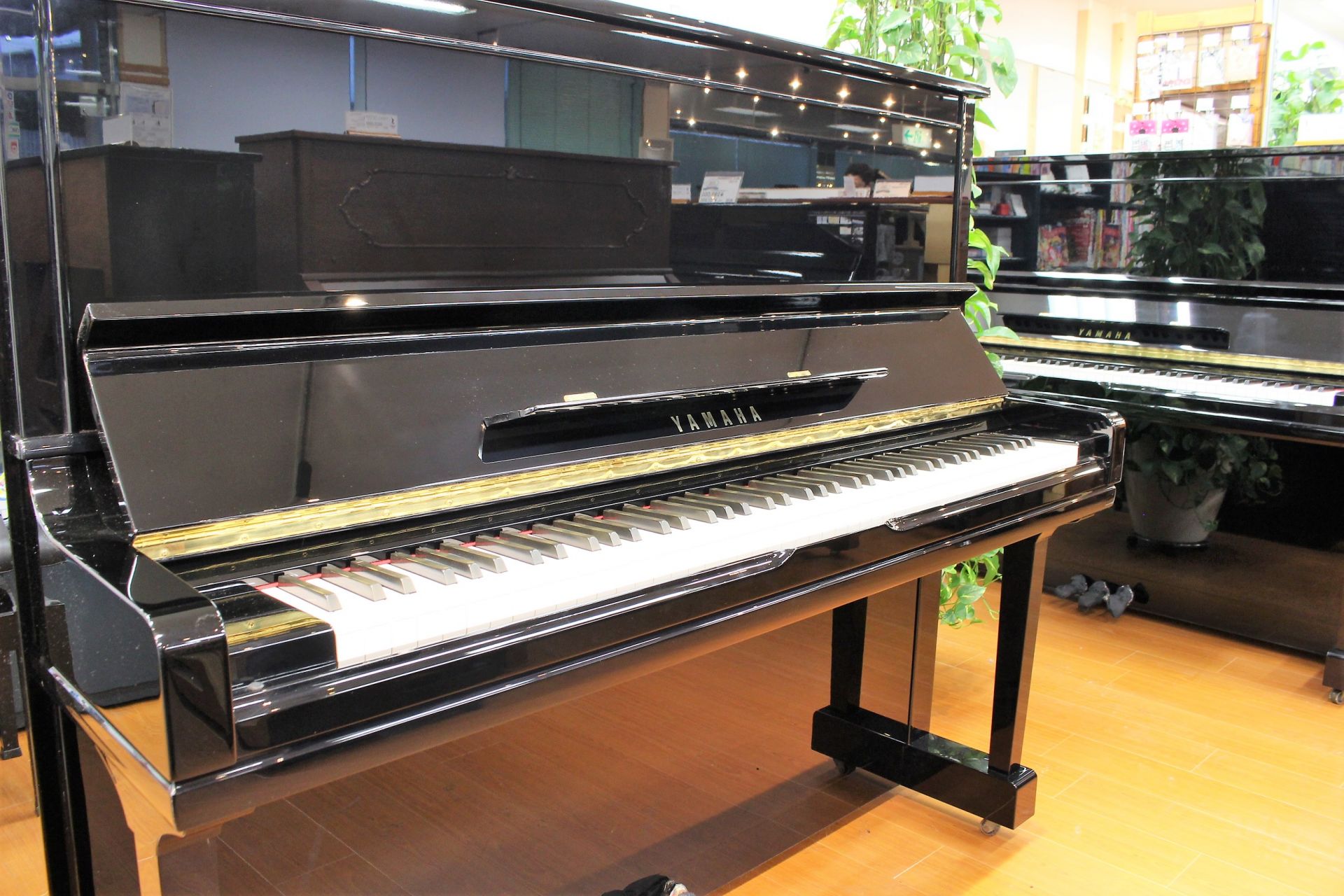 中古アップライトピアノヤマハ U300