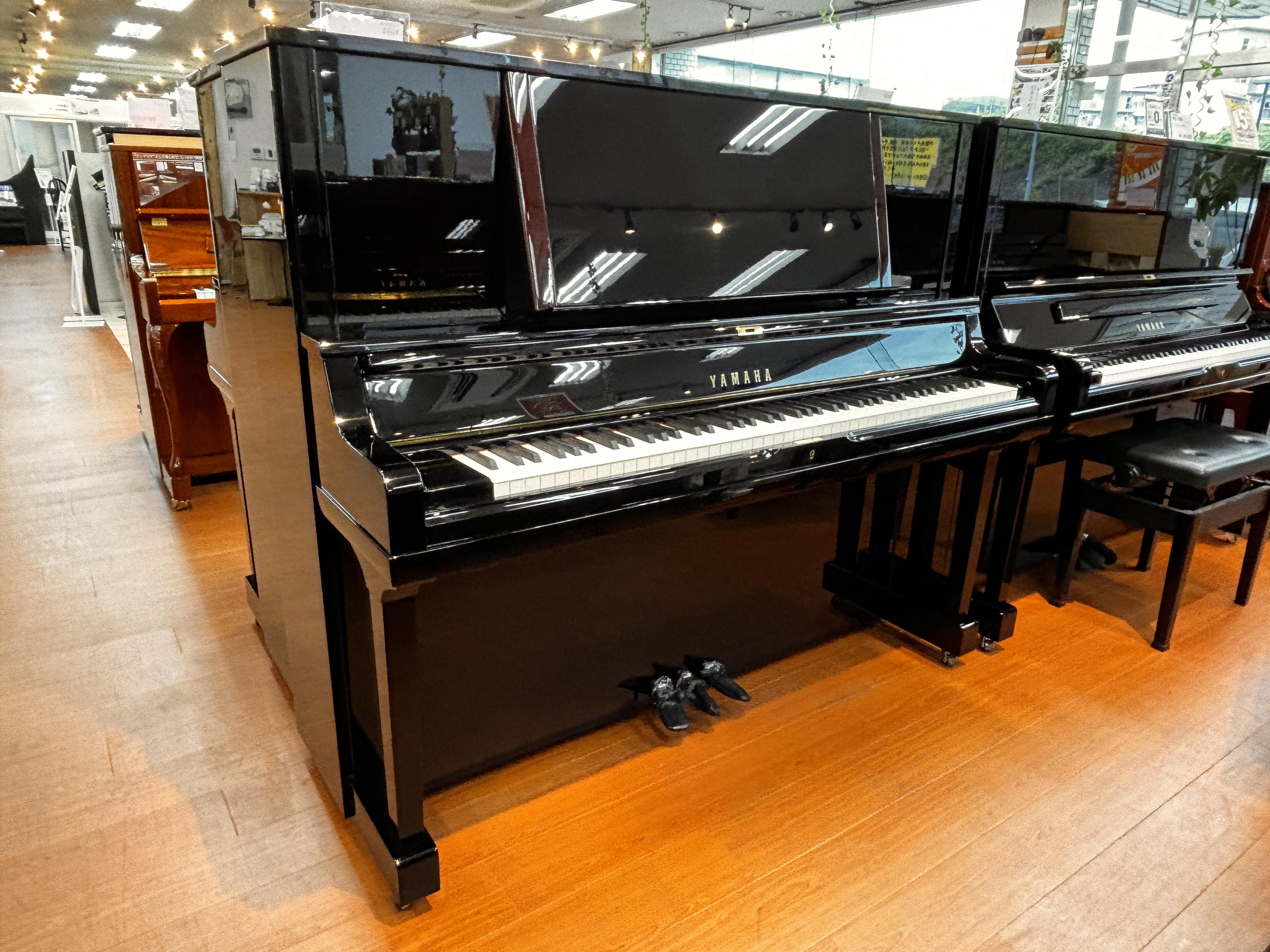中古アップライトピアノヤマハ YUS5