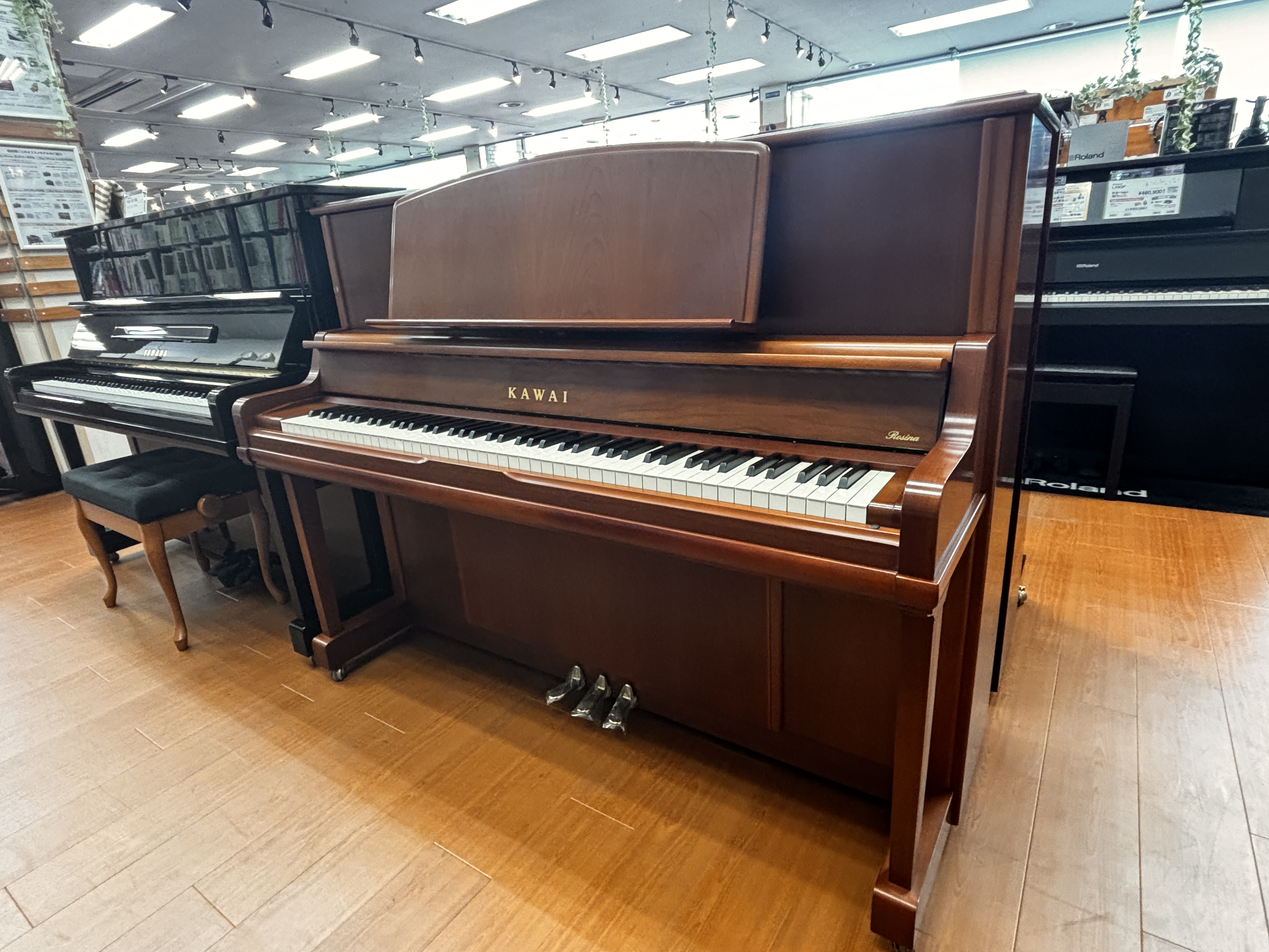中古アップライトピアノカワイ Si16