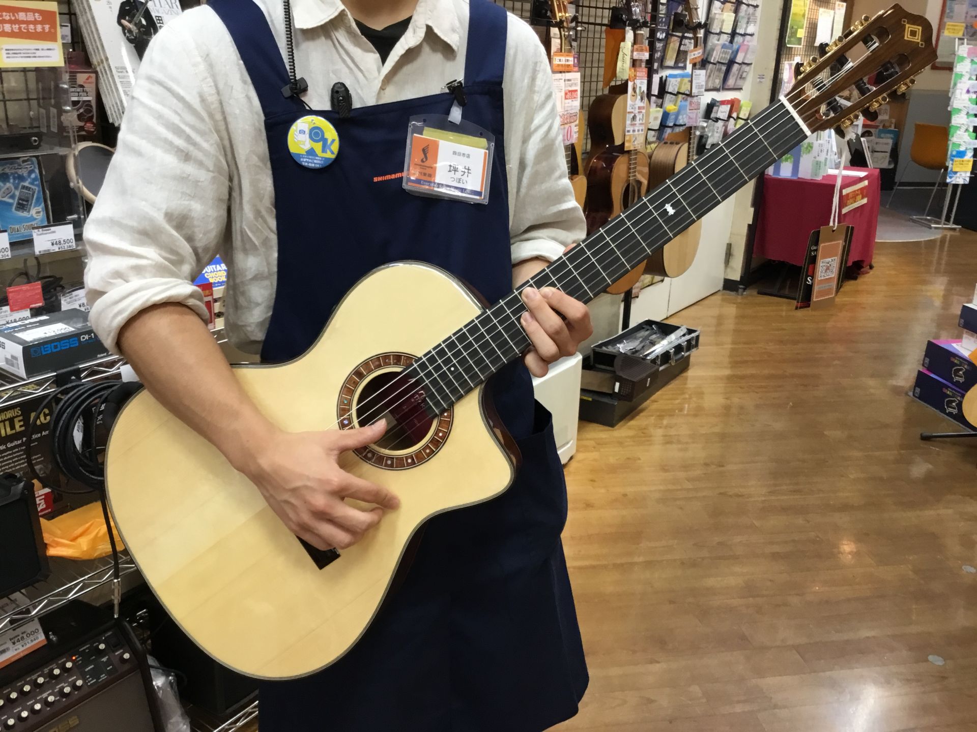 *多彩な音色を生音でも楽しめるエレガットギター！！ 【Martinez】の新製品【MP-14 Santos Artist】が当店にも入荷しました！ 店頭では実際にお試しいただけます。 ぜひお気軽にご来店ください！ |*ブランド|*型名|*定価(税込)|*販売価格(税込)| |Martinez|MP- […]