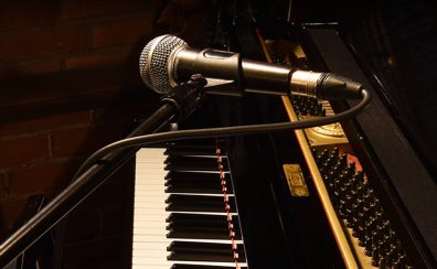 【イオンタウン四日市泊の2階】あなただけが創り出せる音楽空間を作ろう！ピアノ弾き語り教室のご紹介（11月末まで入会金50%OFFキャンペーン実施中）