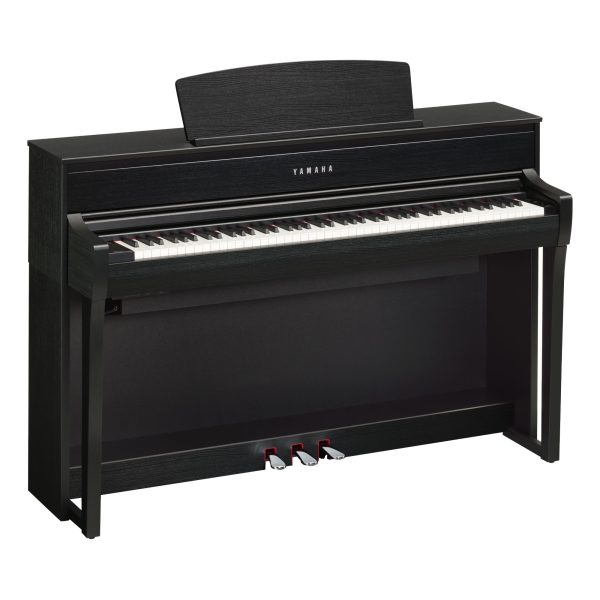 メーカー：YAMAHA<br />
型名：CLP-775<br />
販売価格(税込)：￥313,500(※黒鏡面のみ￥357,500)<br />
カラー：ブラックウッド(展示中)/ニューダークローズウッド/ホワイトアッシュ/ダークウォルナット/黒鏡面<br />
<br />
☆グランドピアノの表現にこだわり、繊細な鍵盤タッチ、豊かな音の響きが全身で体験できるクラビノーバ