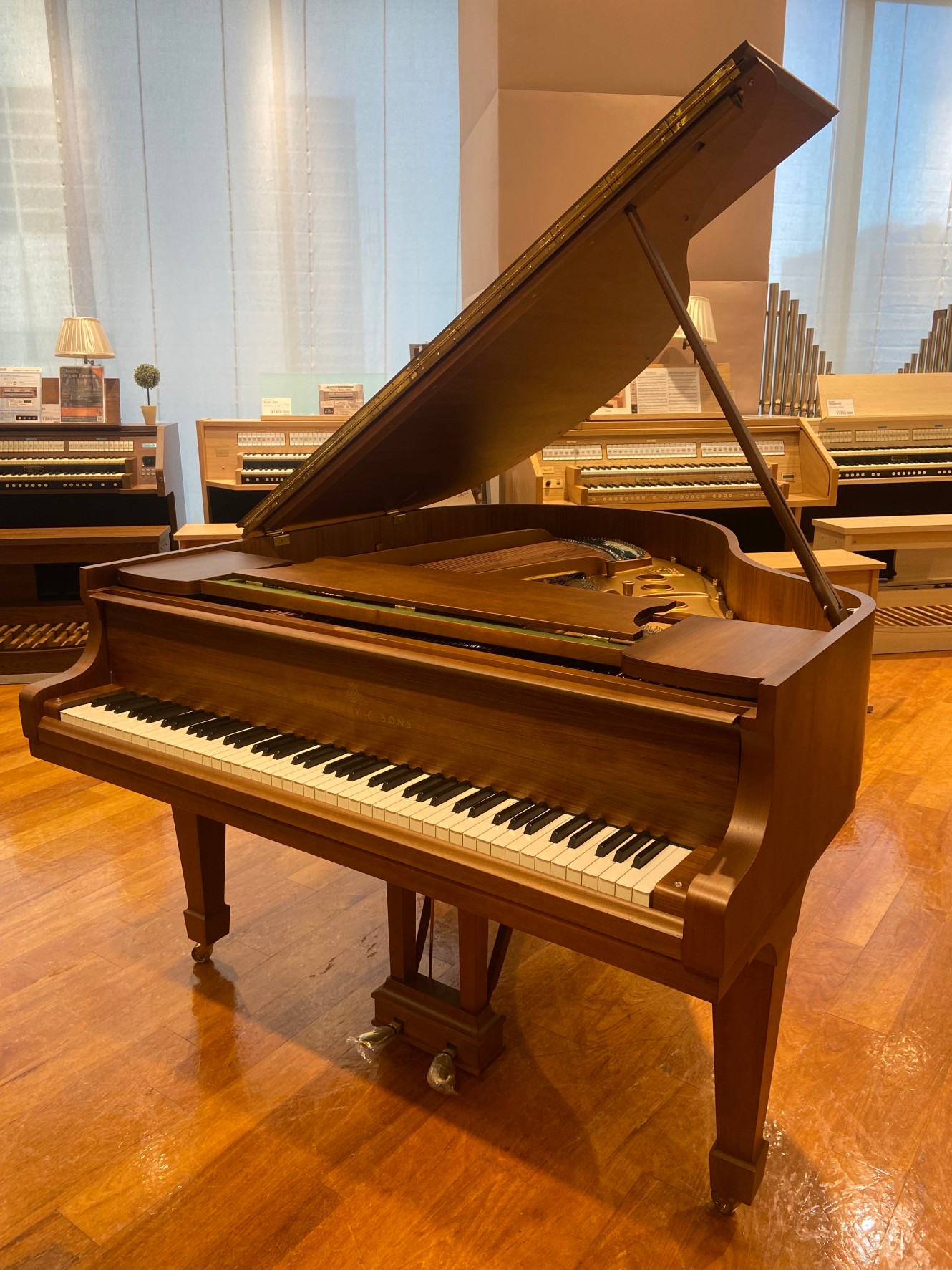 Steinway&SonsS155/中古