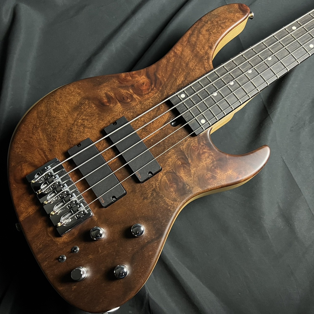 ESP Singatureシリーズ エレキベースHTB-01 