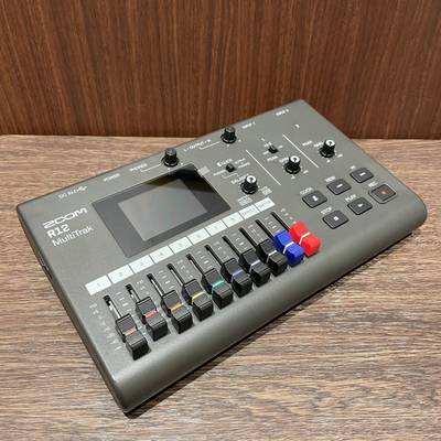 ZOOM R12 MultiTrak マルチトラックレコーダー【展示品限り限定特価】 ズーム 【 Coaska　Bayside　Stores　横須賀店 】<br />
<br />
￥32,300税込