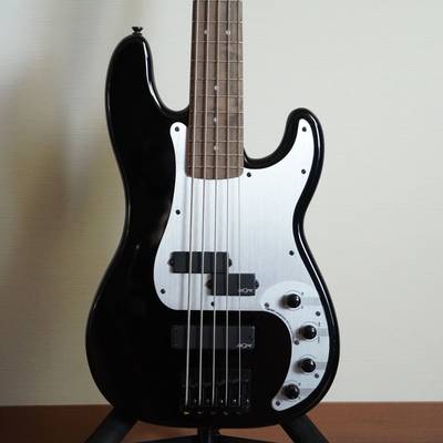 Squier by Fender Contemporary Active Precision Bass PH V Black 5弦エレキベース プレシジョンベース スクワイヤー / スクワイア 【 横須賀店 】<br />
<br />
￥80,465税込