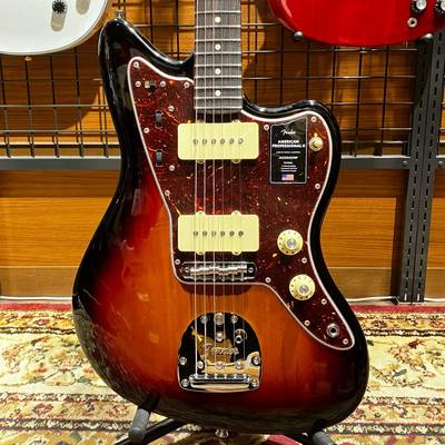 Fender American Professional II Jazzmaster 重量3.70kg ボディバック打痕有の為アウトレット価格 現物写真 正規品 フェンダー 【 ららぽーと海老名店 】<br />
<br />
￥259,380税込