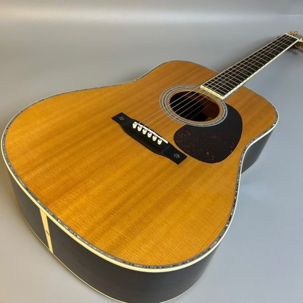 Martin D-42 Standard マーチン 【 モザイクモール港北店 】<br />
<br />
￥ 728,000 税込