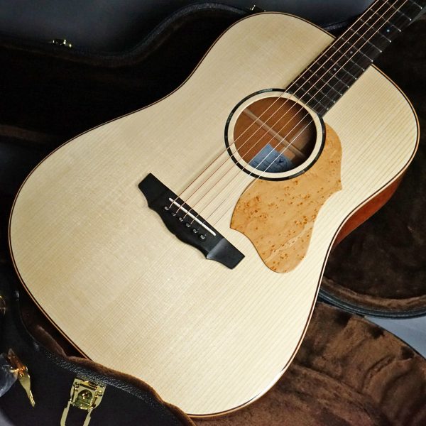 K.Yairi YS-110LS N Adirondack Spruce / Honduras Mahogany Kヤイリ 【 ミーナ町田店 】<br />
￥ 374,000 税込<br />

