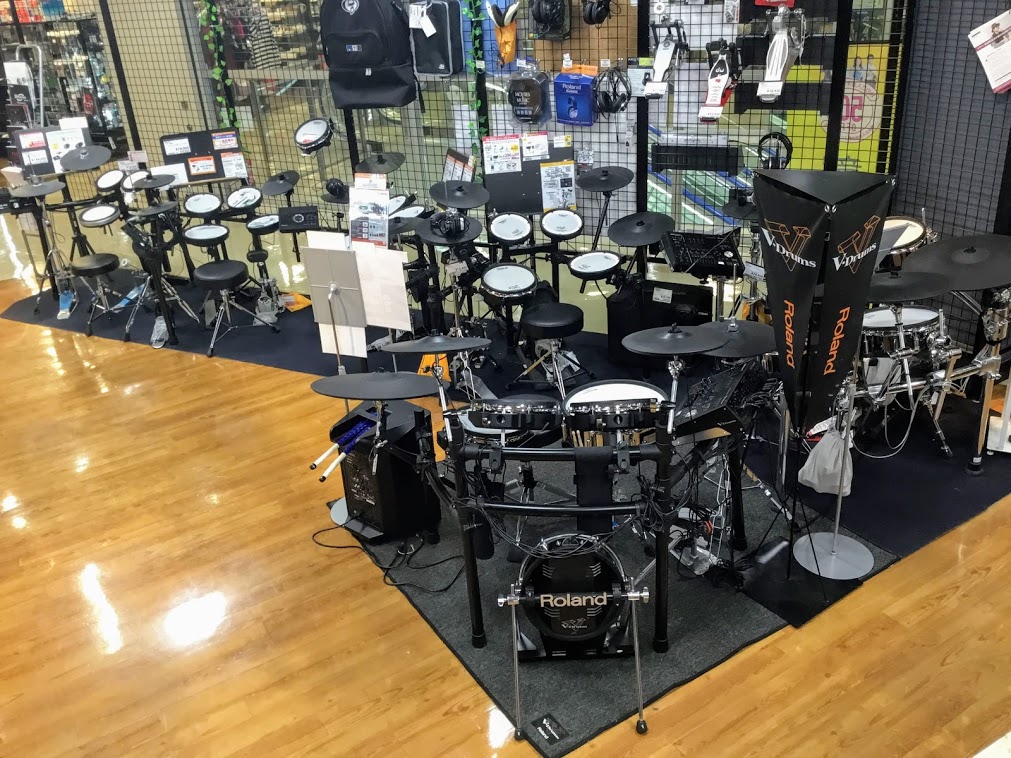 横須賀で電子ドラムを探すなら島村楽器横須賀店へ 展示品ラインナップ Coaska Bayside Stores 横須賀店 店舗情報 島村楽器