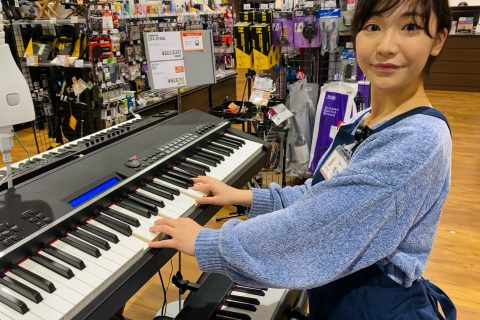 スタッフ写真 楽譜 亀井 瑠美