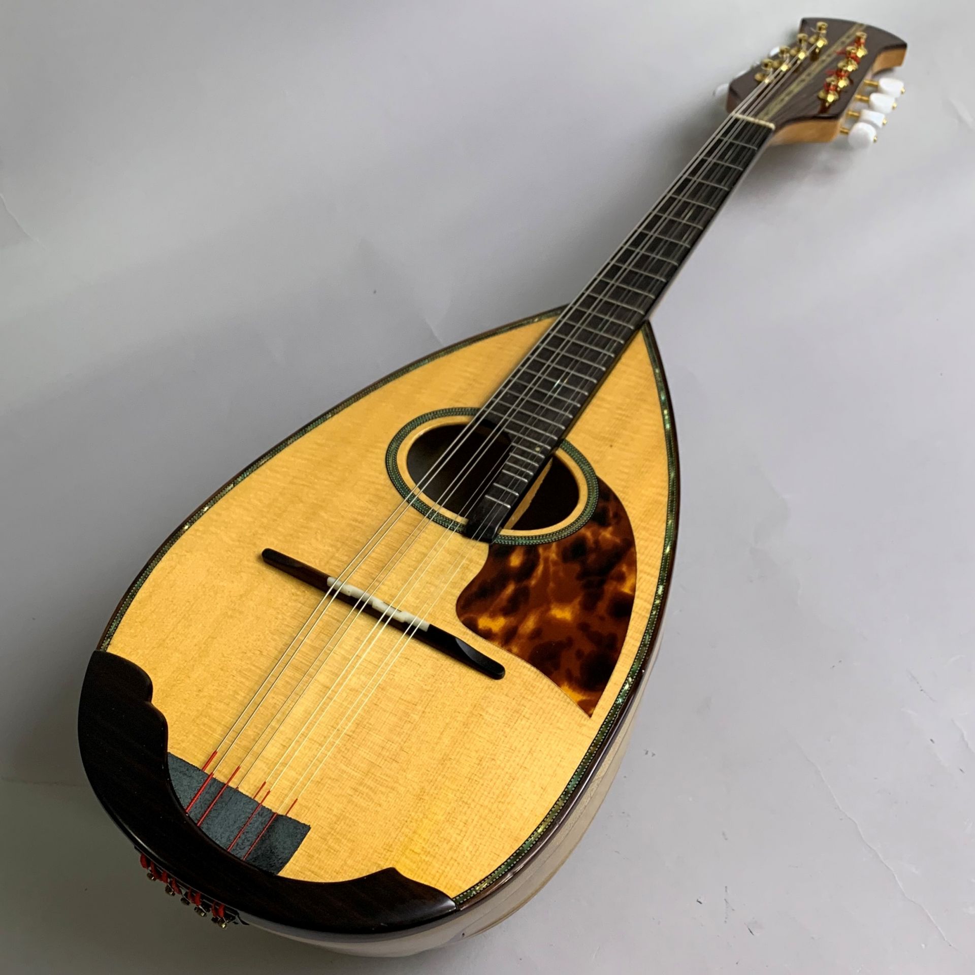 *島村楽器横須賀店にオールド・中古マンドリンが入荷 **Sound Ena No.170(中古) [https://info.shimamura.co.jp/guitar/a-guitar/ag-sound-ena/648175/::title=] Enaマンドリンとして国内外で高い知名度を誇る恵那 […]