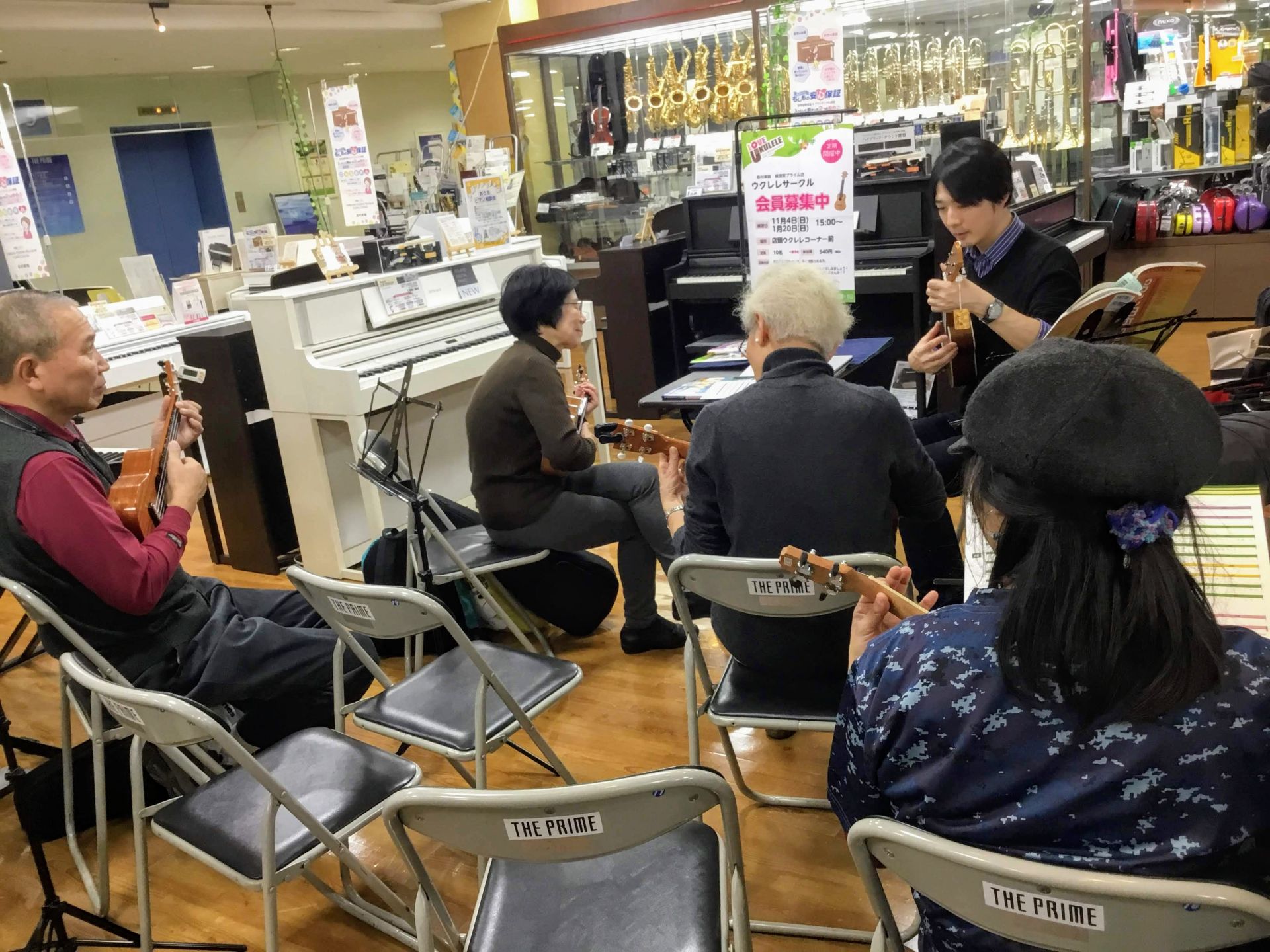 こんにちは。ウクレレ担当の佐藤です！ 横須賀店では、現在、約2ヶ月に1度のペースで[!!ウクレレサークル!!]を開催しています。（ご時世の問題で現在不定期ではありますが…） ]] ウクレレ歴数十年のベテランさんから、始めたばかりの方まで。皆で情報交換をし合ったり、教え合ったり、和気あいあいと活動して […]