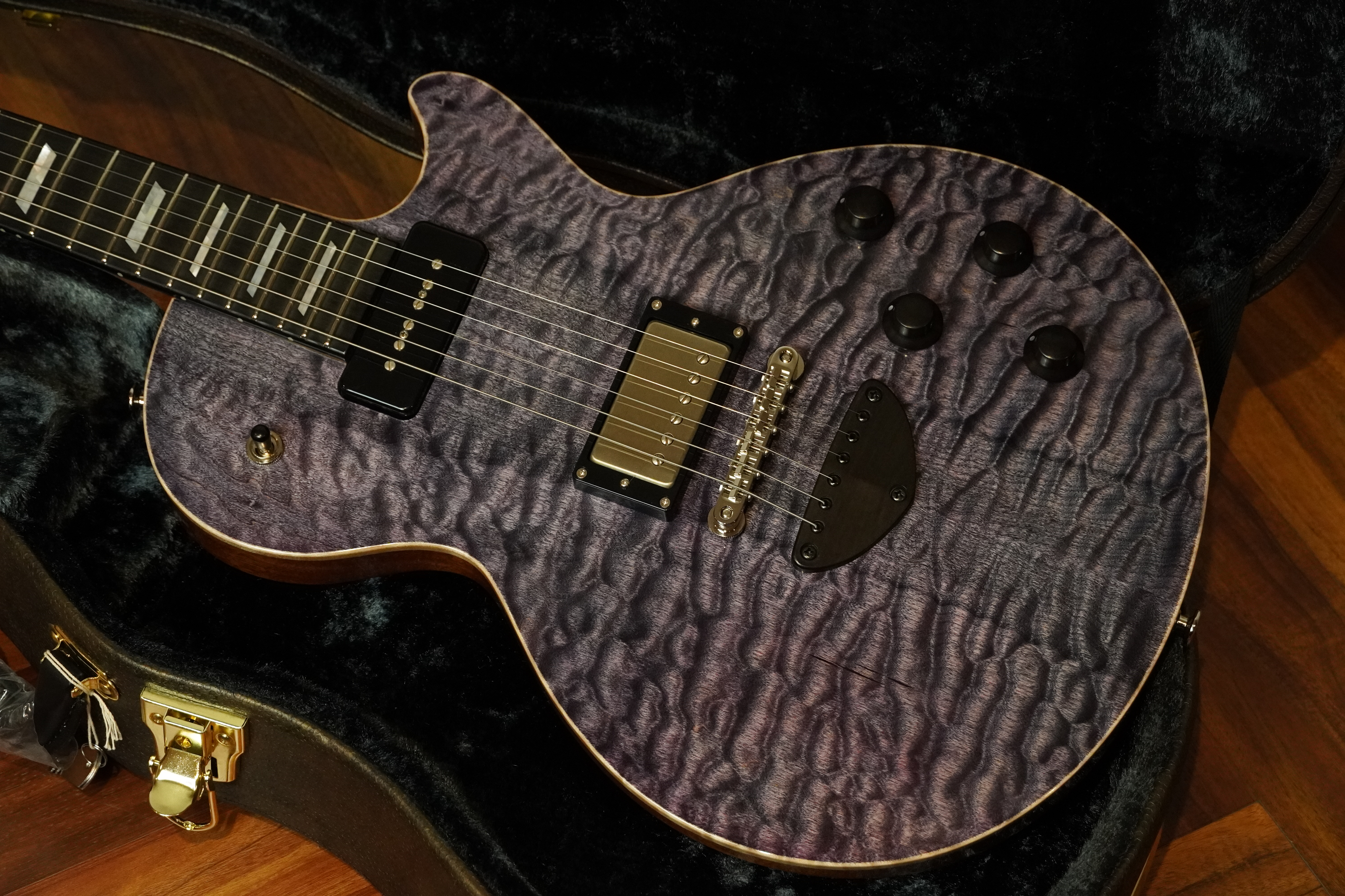 Bizen Works『Grain Flat Quilted Maple/Honduras Mahogany
