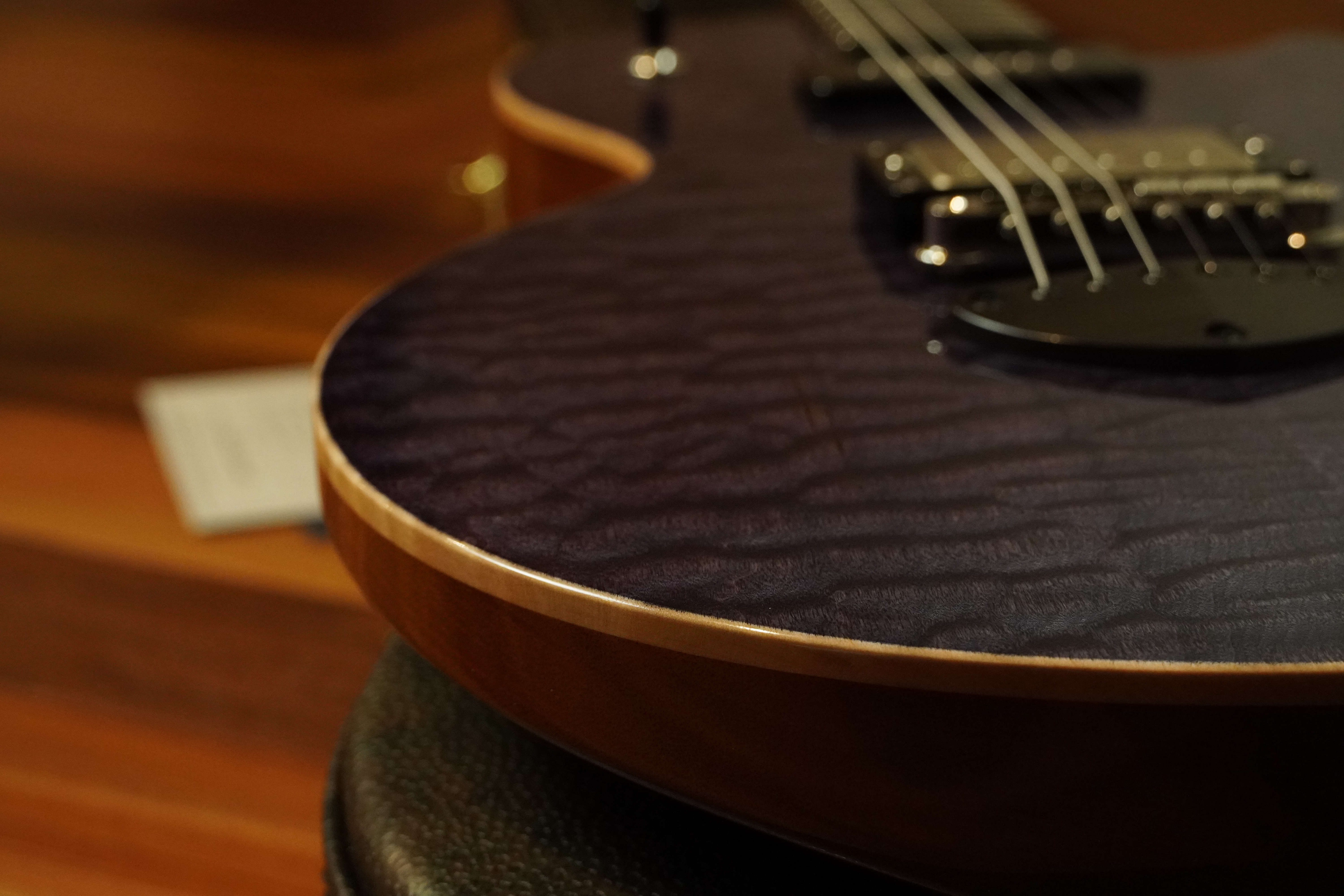 Bizen Works『Grain Flat Quilted Maple/Honduras Mahogany