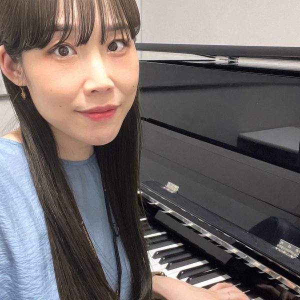 山崎　亜耶乃  (やまざき　あやの)