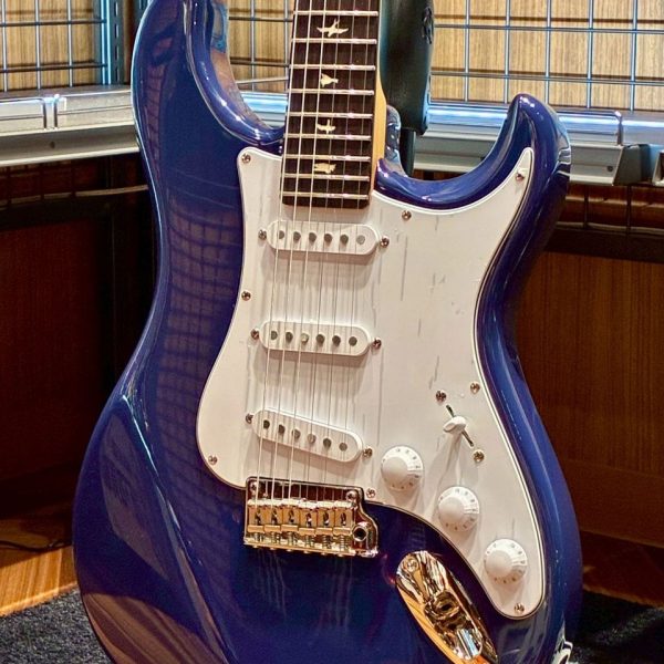 PRS SE Silver Sky Rosewood - 3R - Trad Blue<br />
※当商品のセール情報に関しましては商品ページの「問い合わせ」もしくは別途担当スタッフ石川までお問い合わせください。