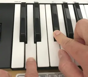 フィンガードラム （指ドラム）入門