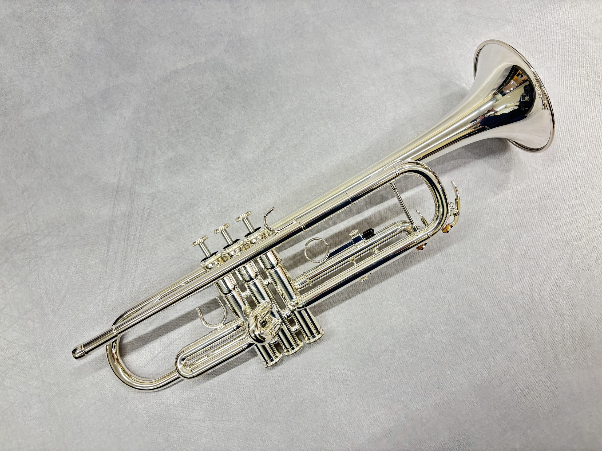 YTR-3335S