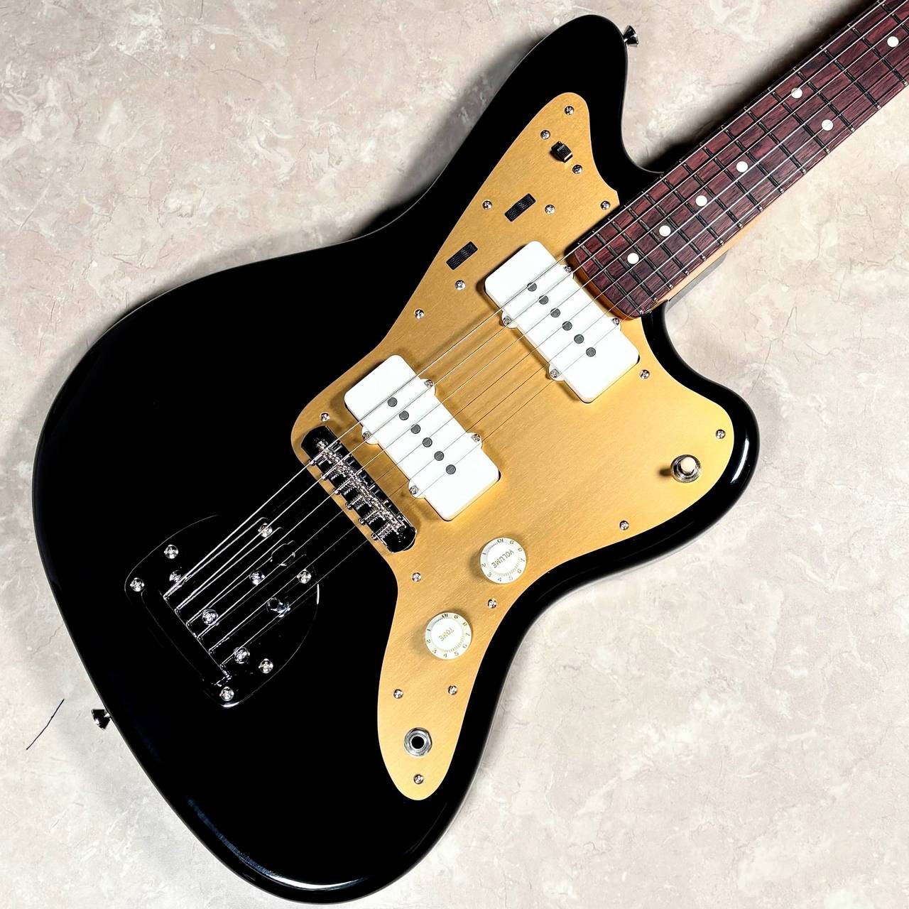 【新品】
K.Nyui Custom Guitars KNJM BK【現物画像/3.59kg】【当店オーダーモデル】JazzMaster

¥420,200 